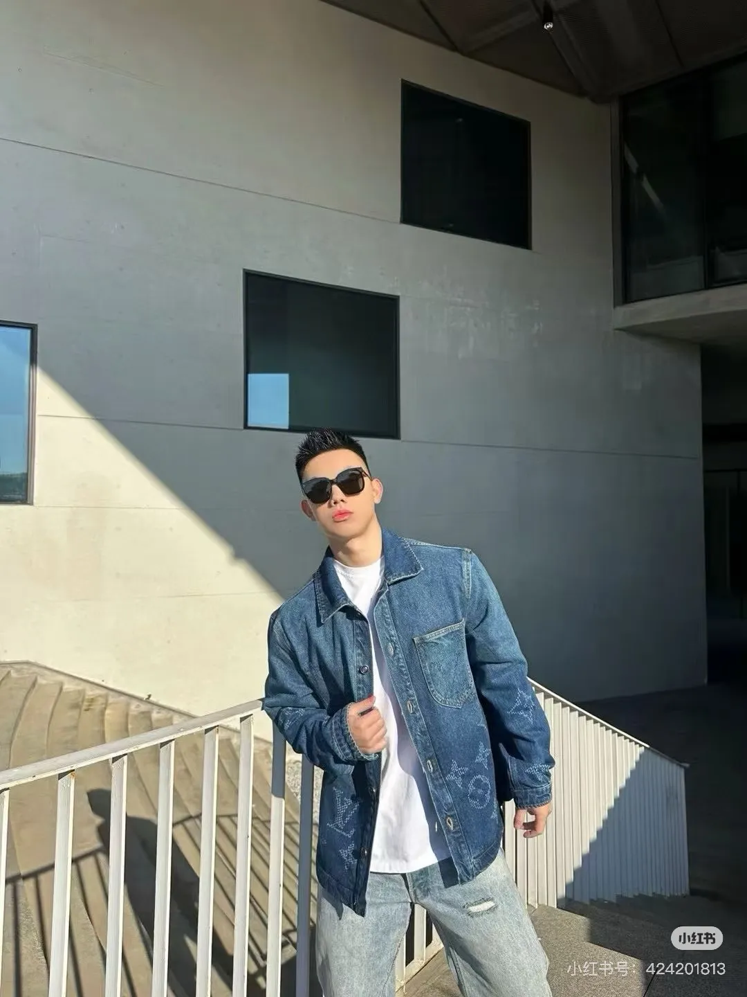 Model picture